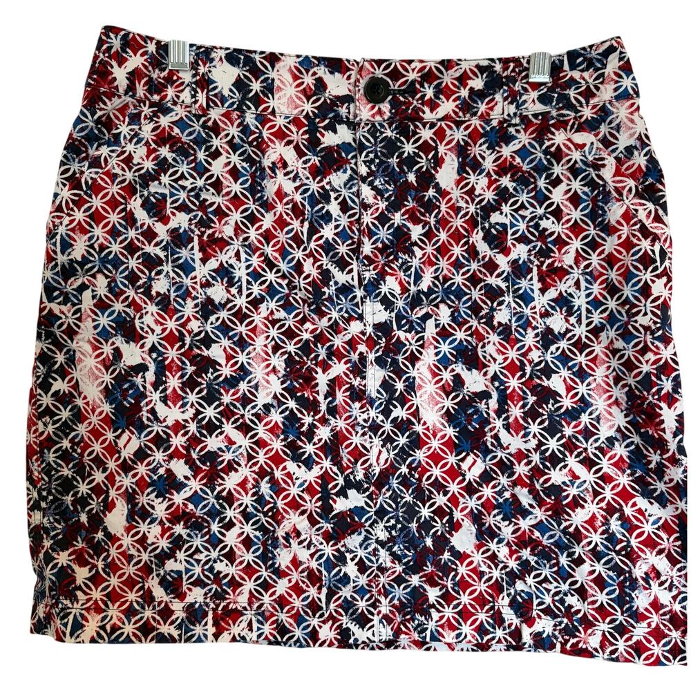 Christopher and Banks skort size 6 RWB print